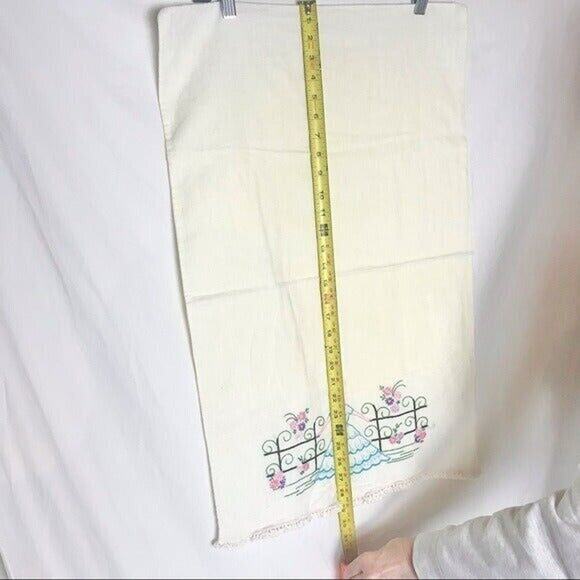 Bundle of 2 Vintage Antique Textiles Linens 1 Crosstitch Napkin 1 Pillowcase - Picture 10 of 11